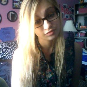 Profile Picture of Miranda Cross (@miss.cross) on Myspace