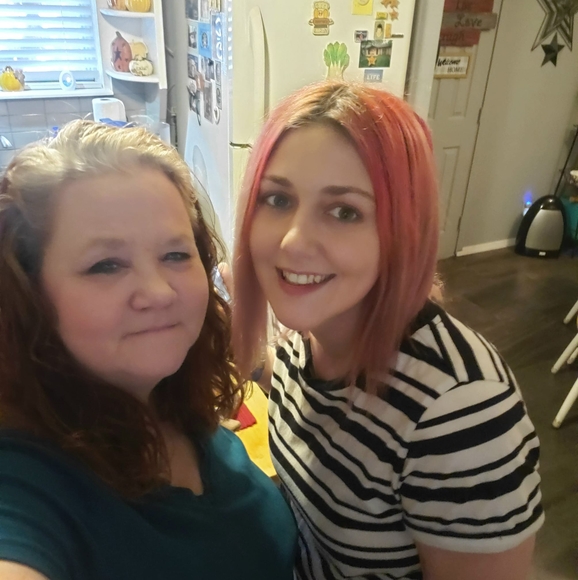 Profile Picture of Glenda Clifton-higgins (@glenda_4002) on Poshmark