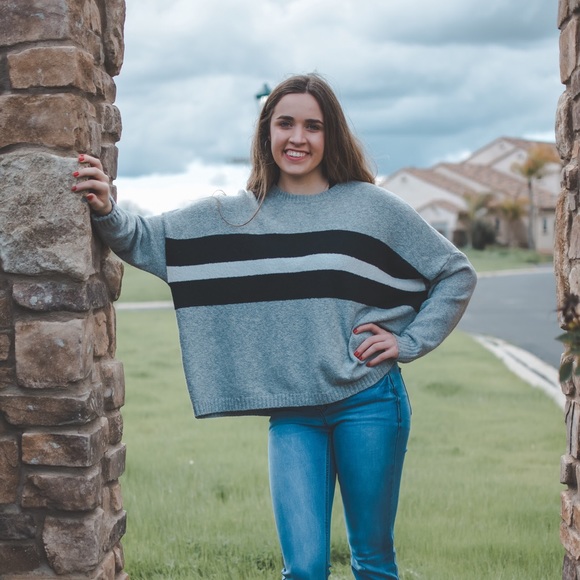 Profile Picture of Adriana Felsinger (@a_felsinger) on Poshmark