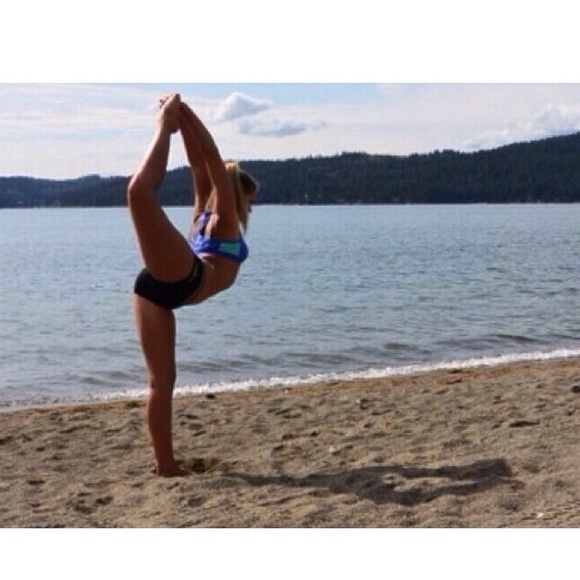 Profile Picture of Chloe Gedrose (@cgedrosd) on Poshmark