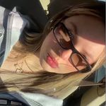 Profile Picture of lara.the.fucking.god (@nymph.lr) on Instagram