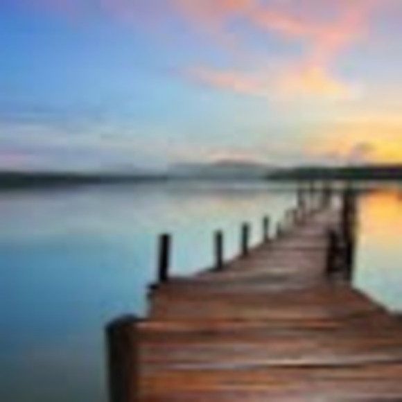 Profile Picture of Allison Jacobson (@alikay1273) on Poshmark