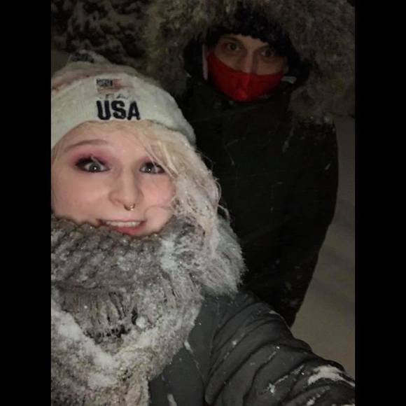 Profile Picture of Becky Bachurski (@beckulax) on Poshmark