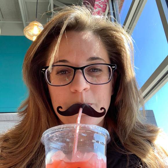 Profile Picture of Sara Obarr (@saraobarr) on Poshmark