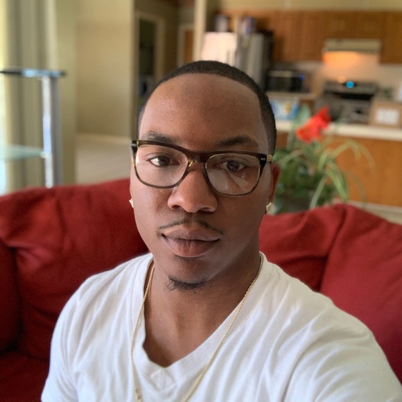 Profile Picture of Chad Battle (@chadbattle) on Poshmark