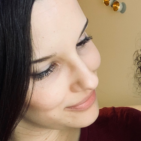 Profile Picture of Carly Chrite (@cchrite123) on Poshmark