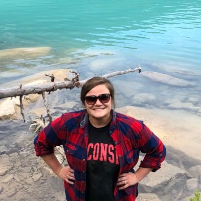 Profile Picture of Hailey Jo Schmid (@haileyJ0) on Twitter