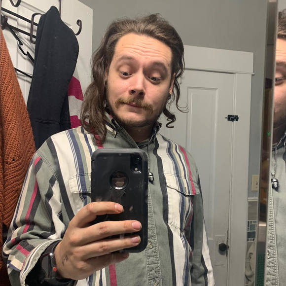 Profile Picture of Jeremy Bridges (@iamjbridges) on Poshmark