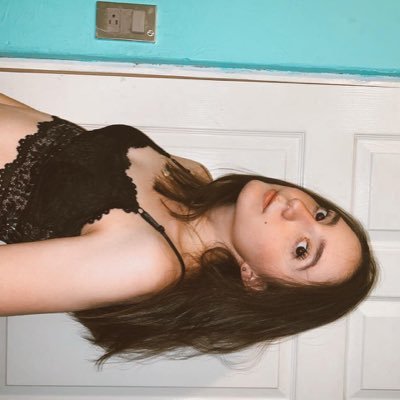 Profile Picture of Ana G Toscano (@AnaGToscano1) on Twitter