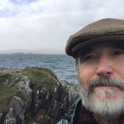 Profile Picture of Barry Cunningham (@BarryChicken) on Twitter