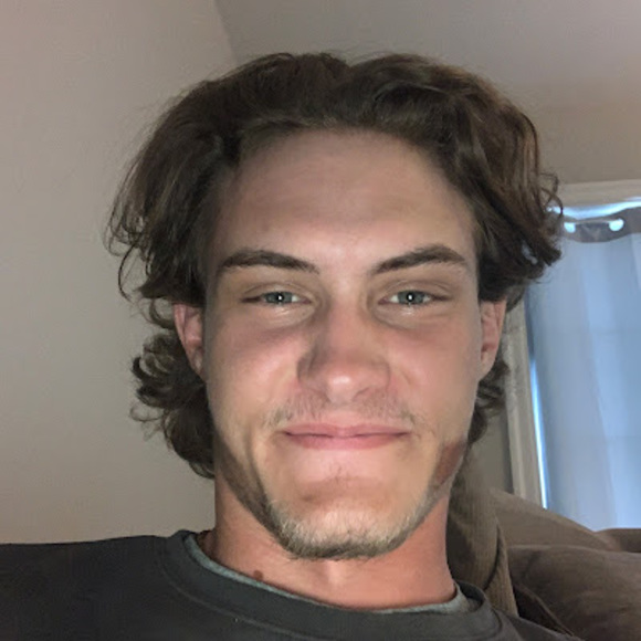 Kyle Maruna - Poshmark Profile Picture of Kyle Maruna (@kmaruna16) on Poshmark