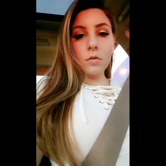 Profile Picture of Rebecca Buksar (@rebeccabuksar) on Poshmark