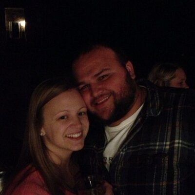 Profile Picture of Holly Thrift (@holly_a_ayers) on Twitter