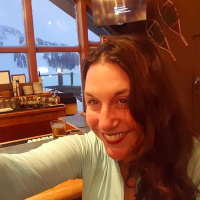 Profile Picture of Danielle Seiple (@cloud9producti1) on Twitter