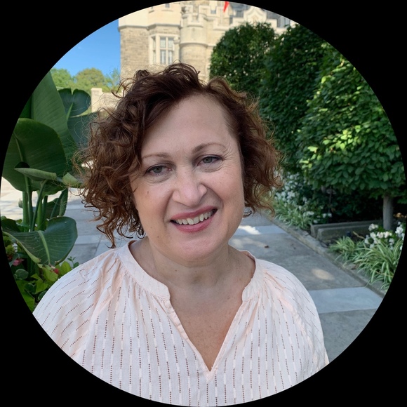 Profile Picture of Irina Yanushkevich (@iy128) on Poshmark