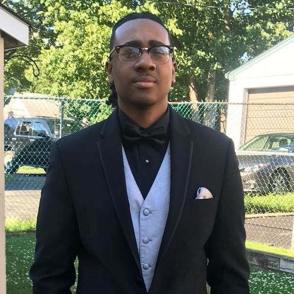 Profile Picture of Spencer Joseph (@sjoseph3) on Poshmark