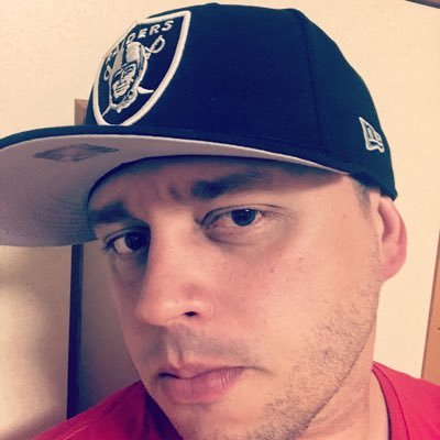 Profile Picture of Carlos Ferreira (@123jueluamor) on Twitter