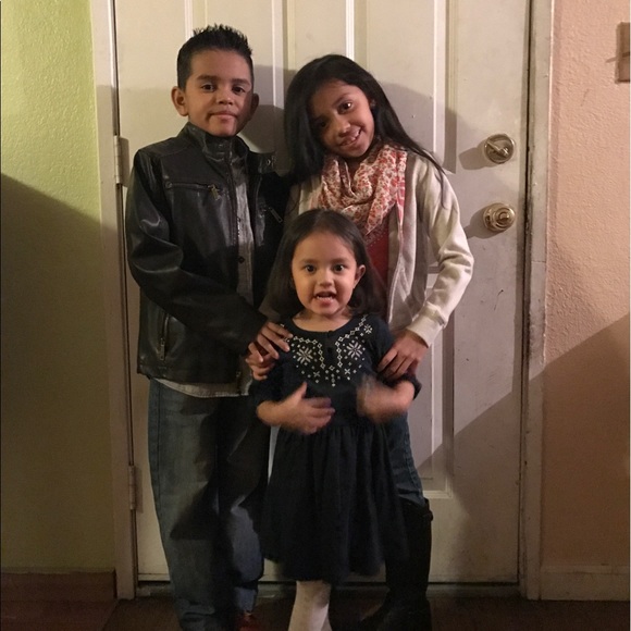 Mauro Hernandez - Poshmark Profile Picture of Mauro Hernandez (@maurohh) on Poshmark