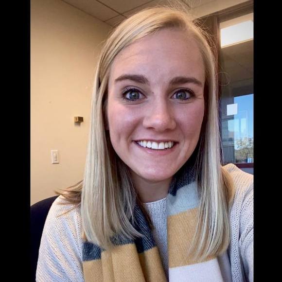 Profile Picture of Ellie Ivancich (@sing4vollie1127) on Poshmark