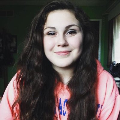 Profile Picture of Maggie (@Jacksis07) on Twitter