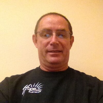 Profile Picture of Dave Bear (@davebearnow) on Twitter