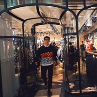 Profile Picture of Xue Liu (@xue-liu-17) on Quora