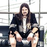 Profile Picture of B Aaron Resch (@benedikt.reschberger) on Instagram