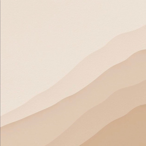 Profile Picture of Andrea Daniel (@alaina_d15) on Poshmark