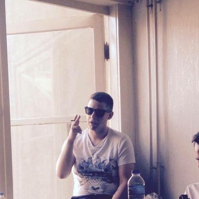 Profile Picture of Paul Leonard (@@Paul___Leonard) on Twitter