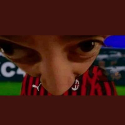 Profile Picture of Thom (@ThomasCorson) on Twitter