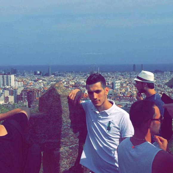 Profile Picture of Rostom Benmerad (@rostomovic) on Poshmark