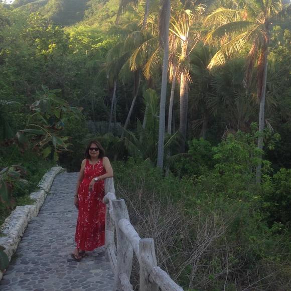 Profile Picture of Arlene Mcaneny (@arlenemcaneny) on Poshmark