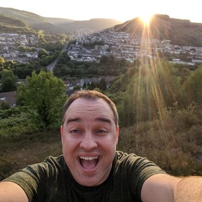 Profile Picture of Kris Davies (@krislldavies) on Twitter