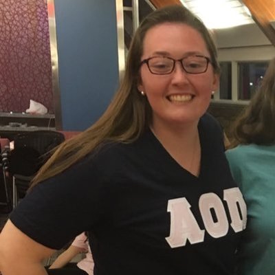 Profile Picture of Julia Walsh (@juliawalsh37) on Twitter