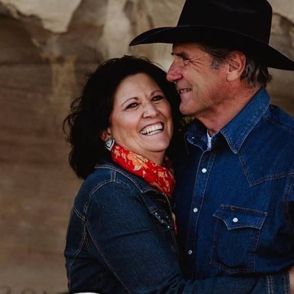 Profile Picture of Candy Murnion (@candymurnion) on Poshmark