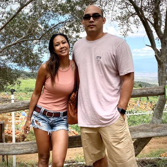 Profile Picture of Shelly-lei Ruiz (@onnagans) on Poshmark