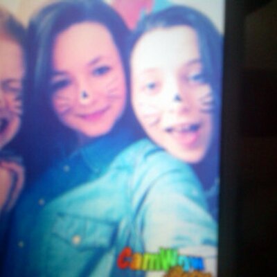 Profile Picture of Ellie Grayson-Barnes (@ellbob45) on Twitter