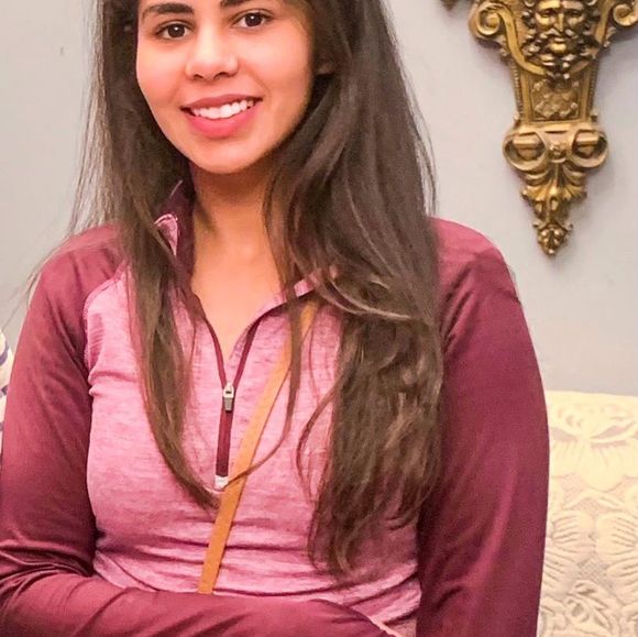 Profile Picture of Devika Patel (@devika_2195) on Poshmark