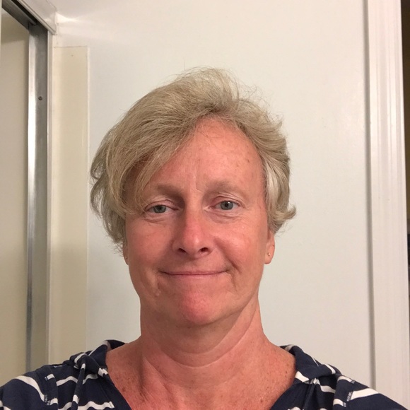 Profile Picture of Sondra Woodruff (@badomelet) on Poshmark