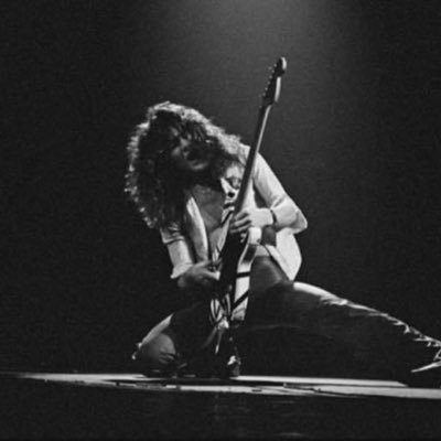 Profile Picture of Jon Heim (@kujhawkjon) on Twitter