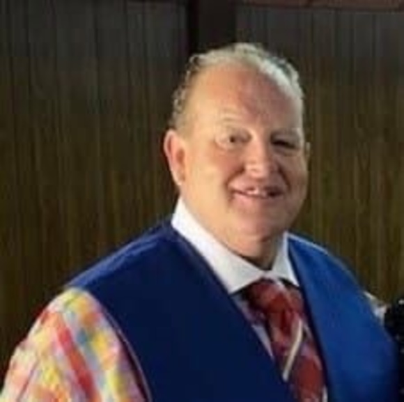 Profile Picture of Aaron Baldridge (@aaronbaldrid577) on Poshmark