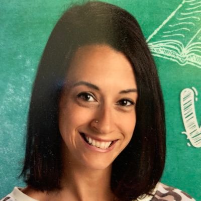 Profile Picture of Danielle Wallace (@MrsWallaceMRFES) on Twitter