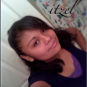Profile Picture of Itzel Campos (@i10_01_07) on Myspace