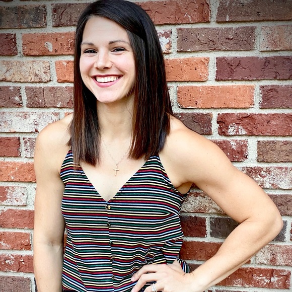 Profile Picture of Devon Fischer (@dnfischer6) on Poshmark