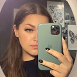 Profile Picture of ivy rose ☁️ (@ivy.keller) on Instagram