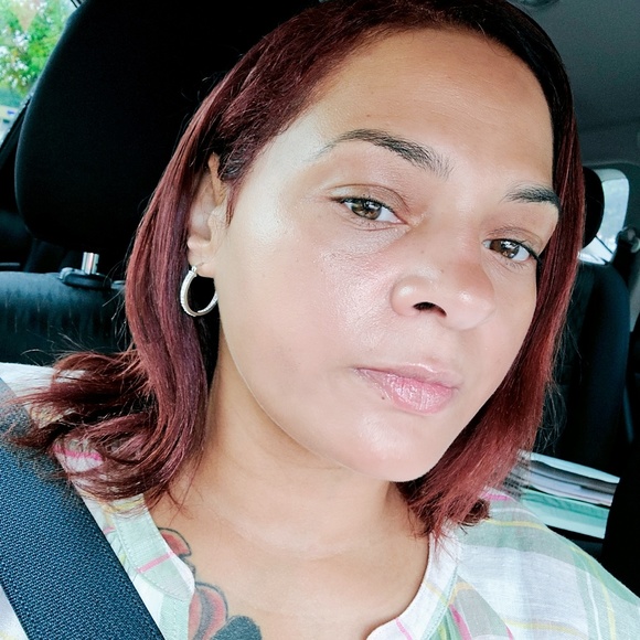 Profile Picture of Ericka Galloway (@erickagalloway) on Poshmark