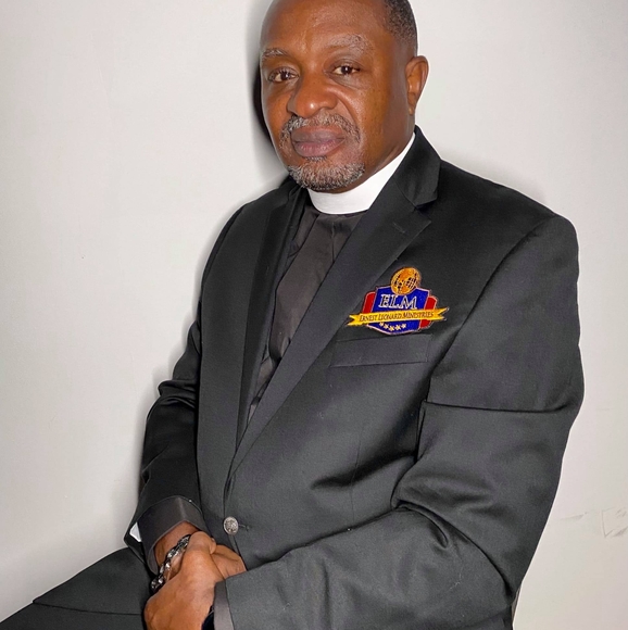 Profile Picture of Tyrone Ballon (@mintyballon1) on Poshmark