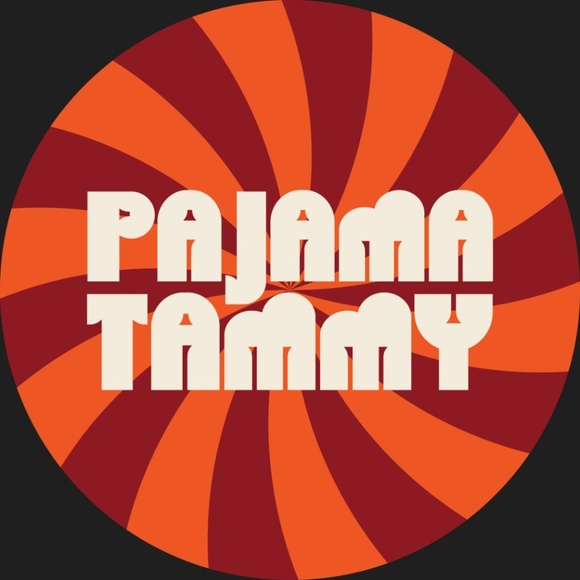Profile Picture of Christine Barringer (@pajamatammy) on Poshmark