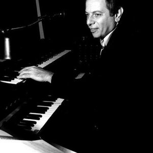 Profile Picture of Dennis W Mellen (@denniswmellen) on Myspace