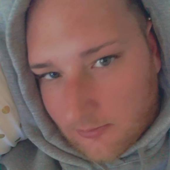 Profile Picture of Brendan Brady (@bjmurd) on Poshmark